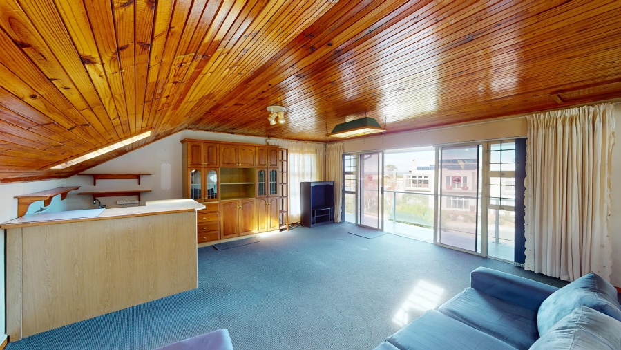 3 Bedroom Property for Sale in Heuningkloof Western Cape